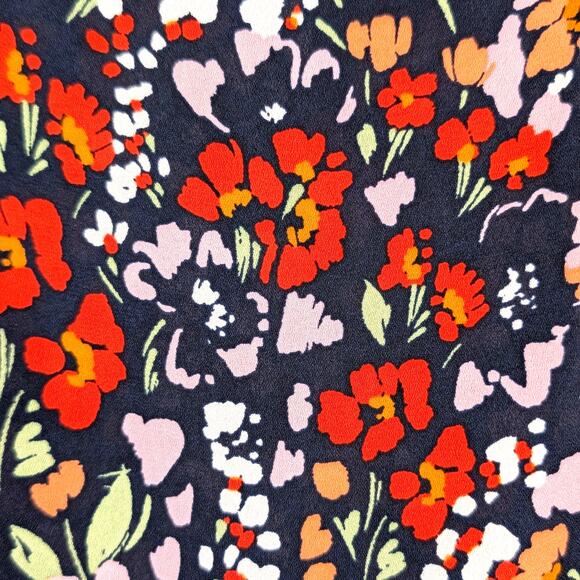 Ann Taylor Off Shoulder Flutter Short Sleeve Top in Navy Red Floral Print, Small - Picture 6 of 9